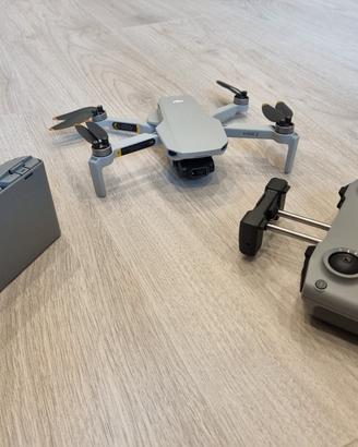 drone dji mini 2 combo