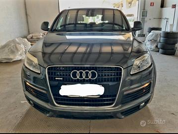 Audi Q7 3.0 V6 TDI 240 CV quattro tiptronic GANCIO