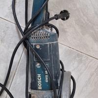 Smerigliatrice Grande più  diversi  dischi 