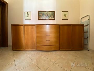 Mobile da soggiorno in legno massello