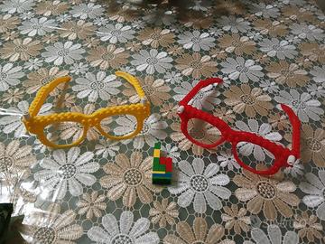 coppia di occhiali mattoncini 