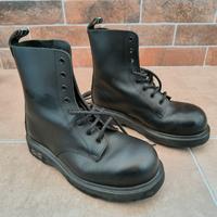 Anfibi Cult donna