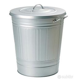 Bidone con coperchio