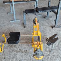 tolgo in blocco attrezzi palestra 