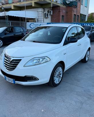 YPSILON 1.2 BENZ. ANNO 2015 EURO 6-OK NEOP.