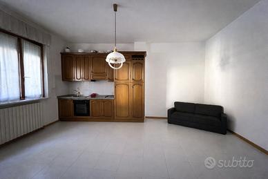 Soluzione con ingresso indipendente, zona Giardini