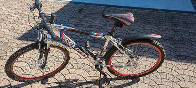 Mountain  Bike nuova