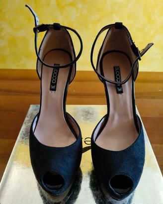 Scarpe décolleté con brillantini 