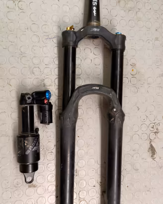 Materiale vario MTB enduro