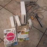 nintendo wii con telecomandi e giochi