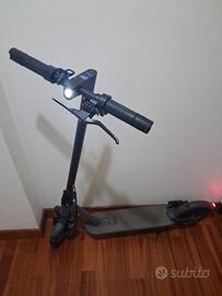 Monopattino elettrico 