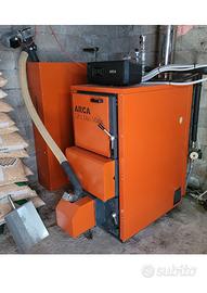 Caldaia a pellet/legna ARCA LPA 31 CTCA