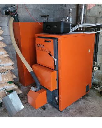 Caldaia a pellet/legna ARCA LPA 31 CTCA