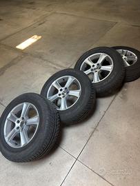 Cerchi in lega Spath 16 con gomme invernali 215/65