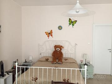 1 (UNA) stanza singola matrimoniali-studentesse PE