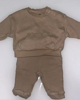 Felpa e pantalone neonato