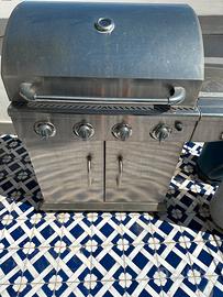 Barbecue con due bombole