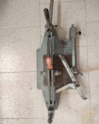 Taglia piastrelle / mattonelle MONTOLIT Art.31  30