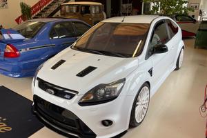 Ford Focus RS 2.5T (538 cv)