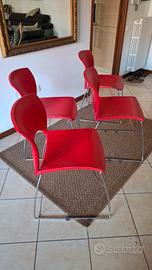 4 sedie rosse in plastica e acciaio