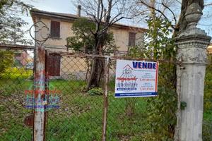 Villa di 230 m² con più di 5 locali a Sala Bologne