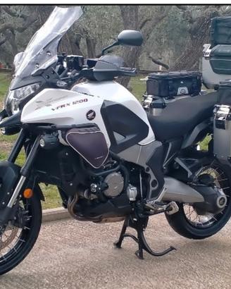HONDA VFR 1200 X  CROSSTOURER
