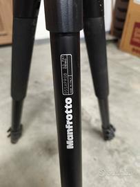 cavalletto Manfrotto con testa