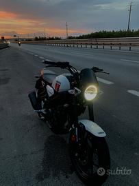 YAMAHA XSR 125