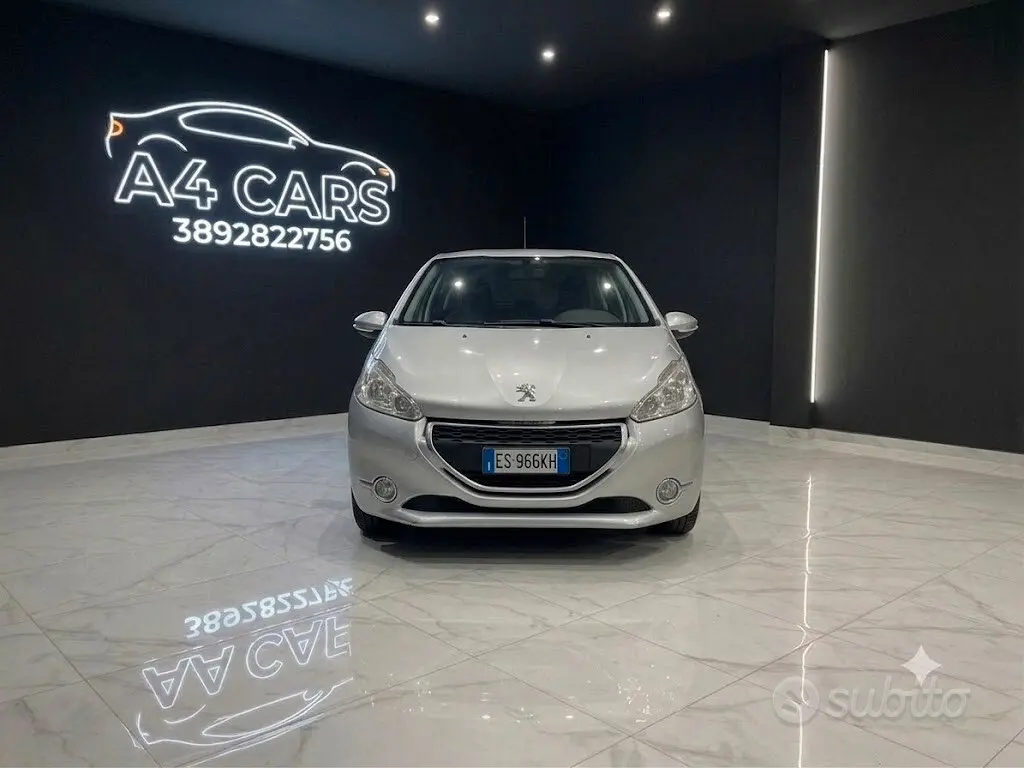 Peugeot 208 1° serie