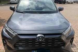 Rav 4 Lounge