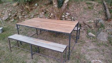 Tavolo e 2 panche in ferro e Legno massello 