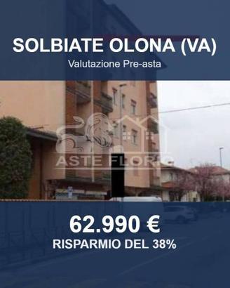Immobile in asta di 93 m² con box auto a Solbiate 