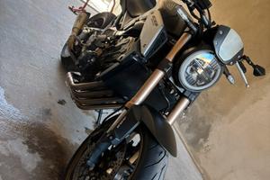 Honda cb650r