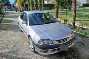 Toyota Avensis 1.6 110CV 1998 SOLO FINO A 11/4