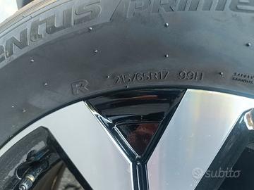 4 Gomme Hankook Ventus 215-65-R17 99H