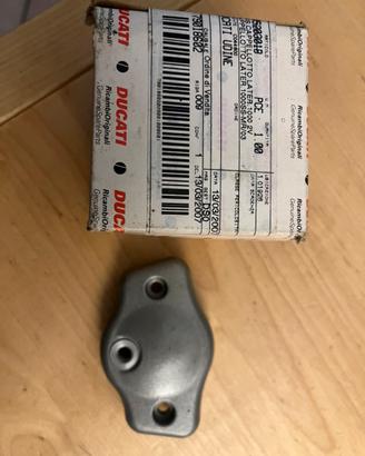 cappellotto valvole ducati coperchietto laterale