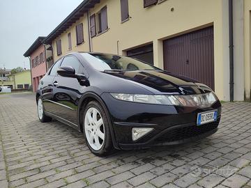 Honda Civic 1.8 VTEC