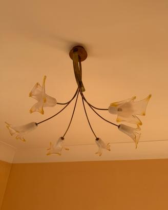 Lampadario 7 luci calici vetro soffiato ambra