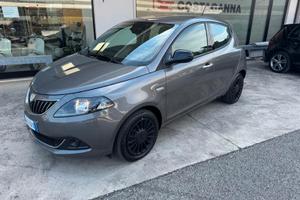 Lancia Ypsilon 1.0 FireFly 5 porte S&S Hybrid Ecoc
