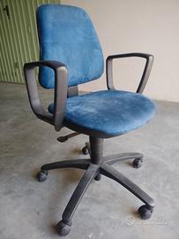 sedia da ufficio regolabile in velluto 