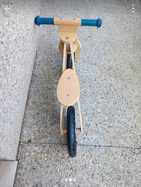 Bicicletta NUOVA senza pedali in legno