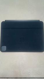 cover con tastiera nera per ipad pro