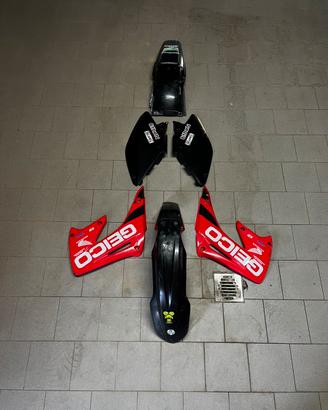 plastiche cr 125