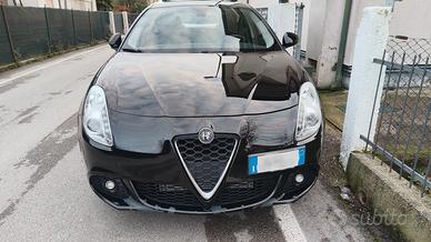 Alfa Romeo Giulietta  1.6 105CV Neopatentati 