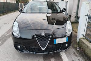 Alfa Romeo Giulietta  1.6 105CV Neopatentati 