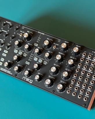 Moog Subharmonicon