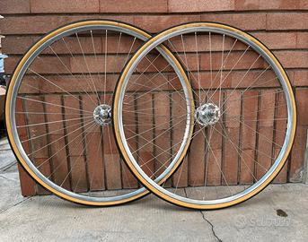 Campagnolo ruote pista