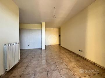 3 LOCALI A GIUGLIANO IN CAMPANIA