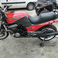 Kawasaki gpz 900