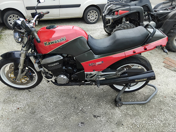 Kawasaki gpz 900